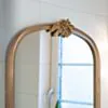 Spegel Guld 70x90 cm Välvd Antik Stil - Marie