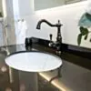 Kommod Badrum 120cm Nashville Vit - Svart Granit