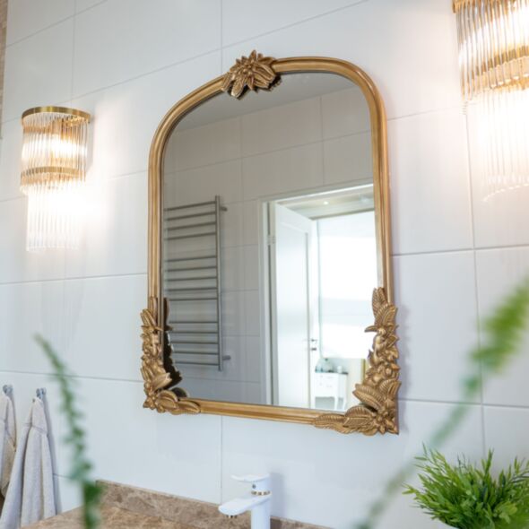 Spegel Guld 70x90 cm Välvd Antik Stil - Marie