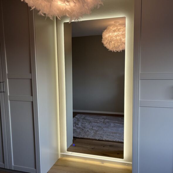 Helkroppsspegel LED 90x200cm utan ram