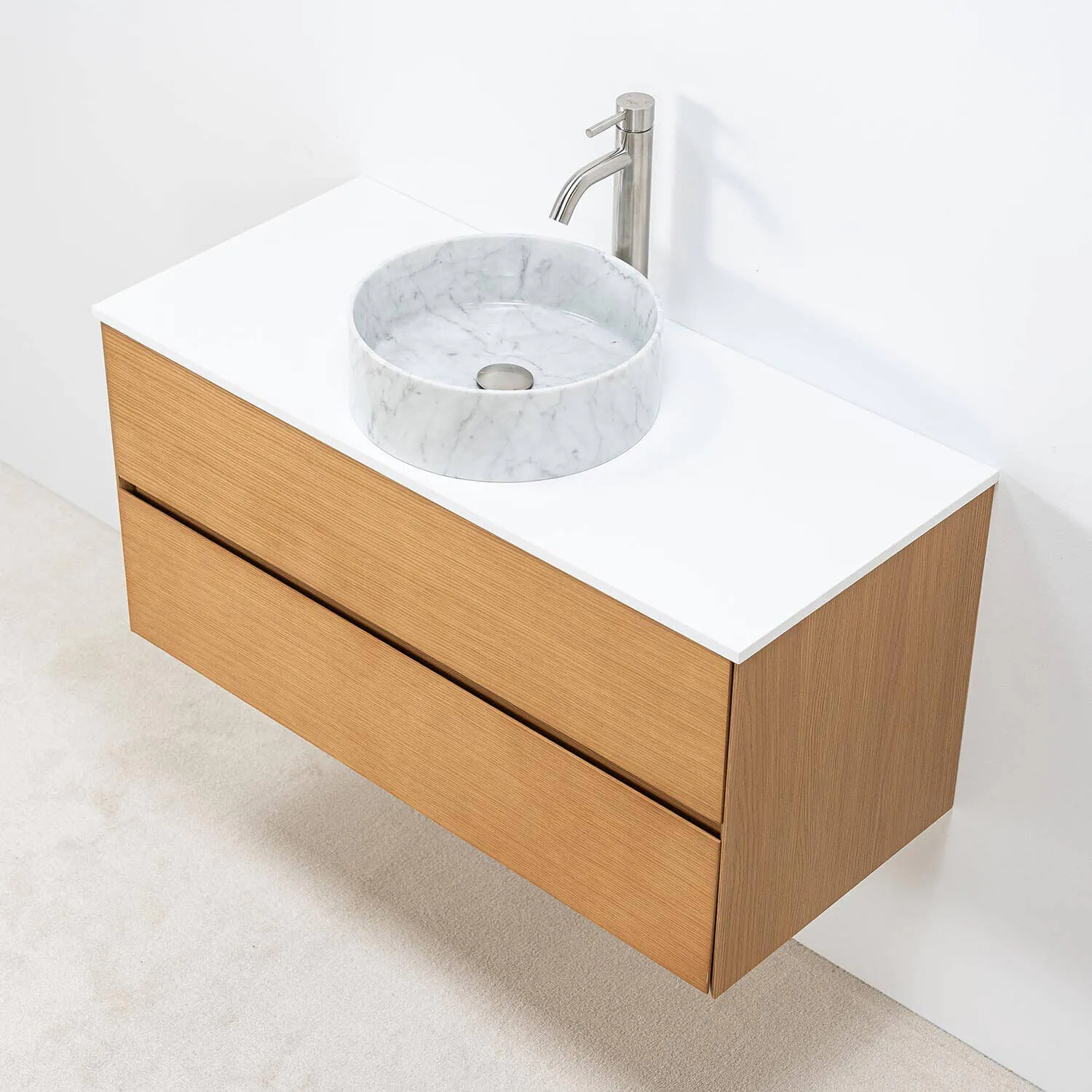 Modern vägghängd kommod 100cm med fristående handfat i marmor