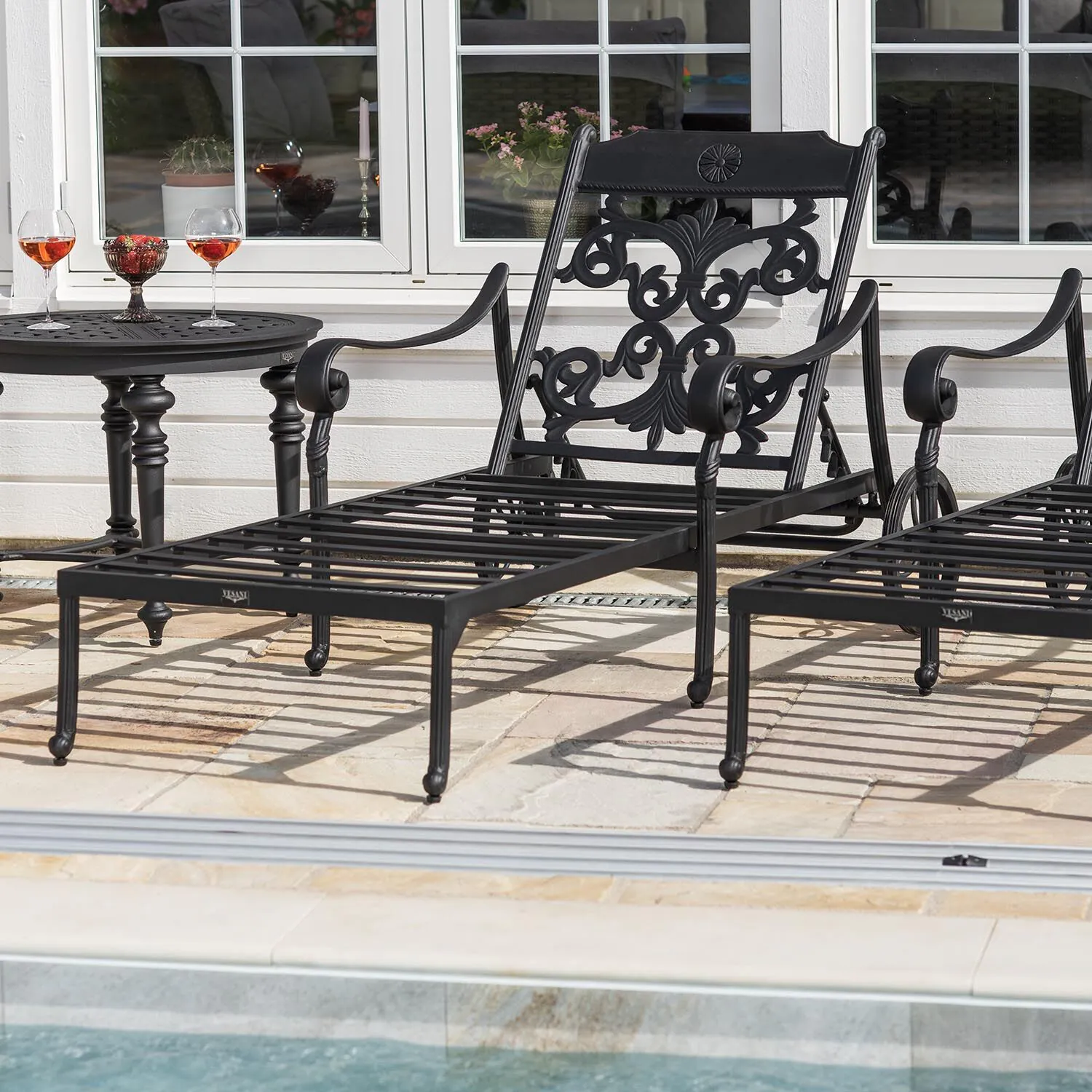 2-Pack Solsängar med Bord - Toscana