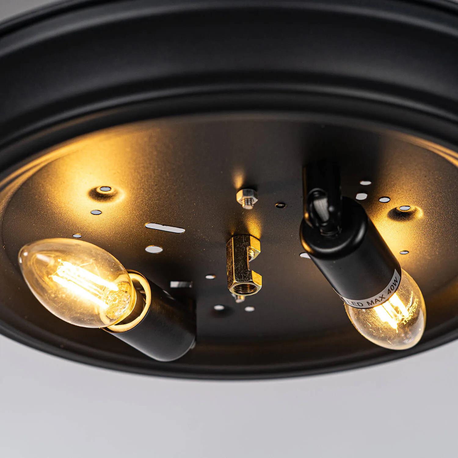 Takplafond Ø33cm Rustik Svart - Monterey