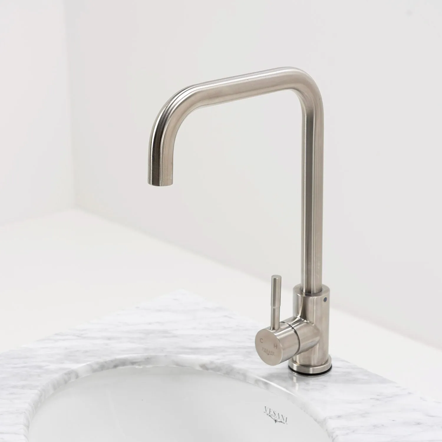 Kök- & tvättställsblandare Silver - Modern lantlig
