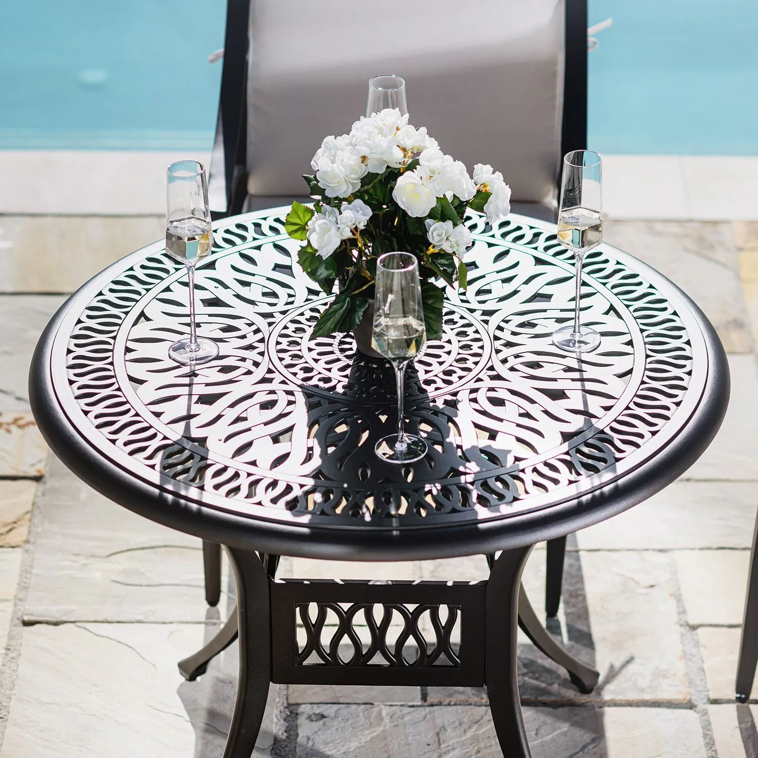 Caféset 4 Stolar Svart Aluminium - Amalfi Ø90cm