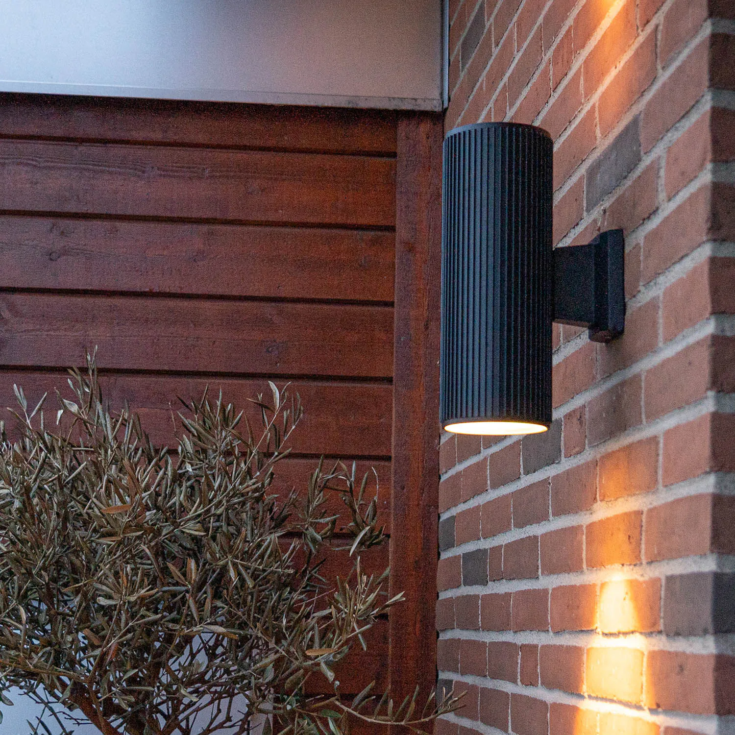 Vägglampa Utomhus Svart H30cm Up/Down - Tylösand