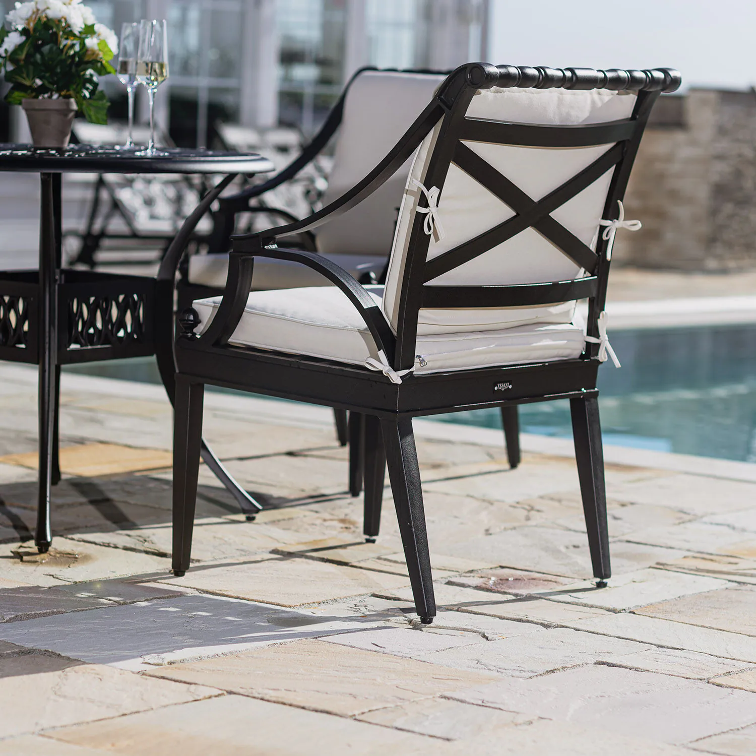 Caféset 4 Stolar Svart Aluminium - Amalfi Ø90cm