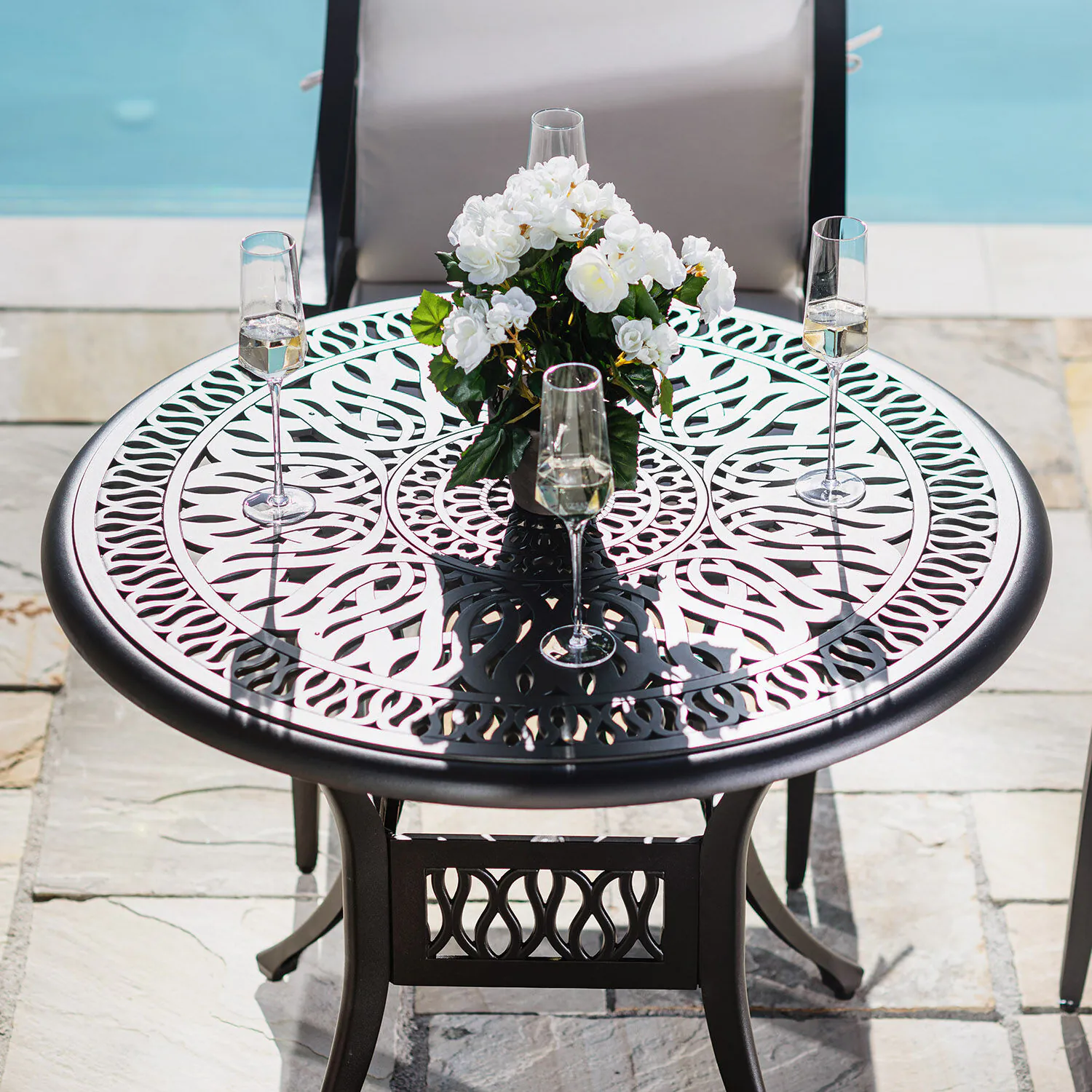 Caféset 4 Stolar Svart Aluminium - Amalfi Ø90cm