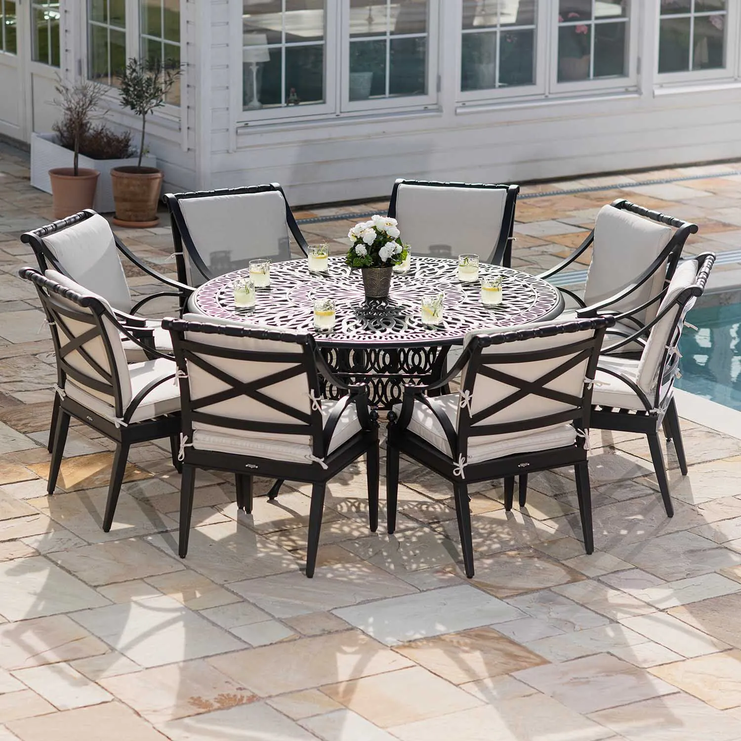 Rund Matgrupp Utomhus 8 Stolar Svart Aluminium - Amalfi Ø150cm