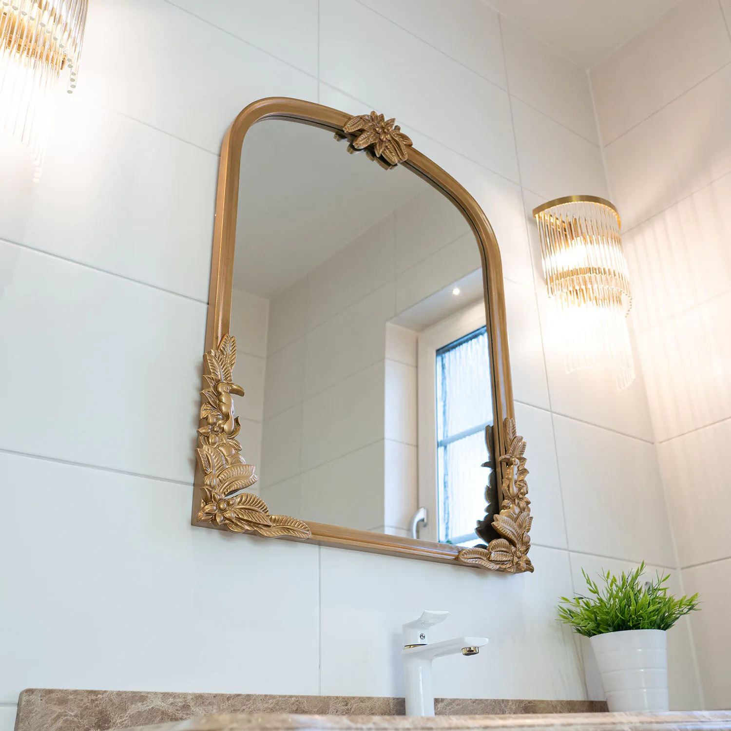 Spegel Guld 70x90 cm Välvd Antik Stil - Marie