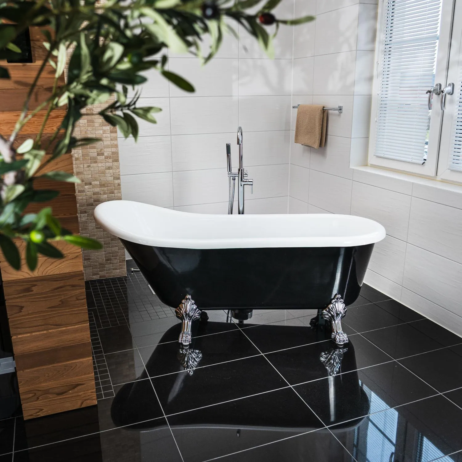 Badkar 170cm Svart & Vit Tassar Krom - The Classic