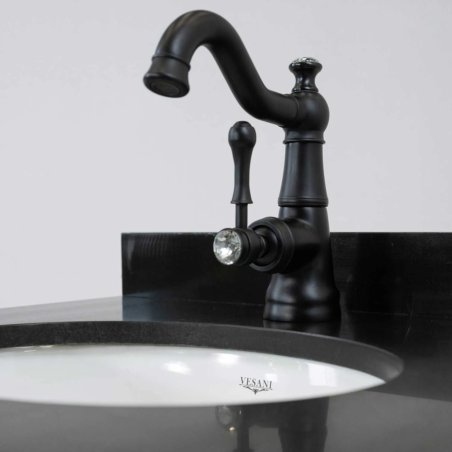 Kommod Badrum 60cm Nashville Vit - Svart Granit