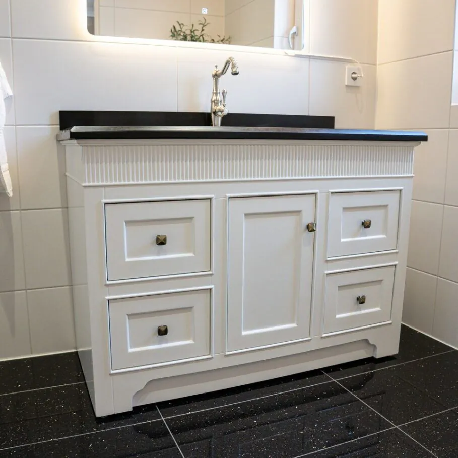 Kommod Badrum 120cm Idaho Vit - Svart Granit