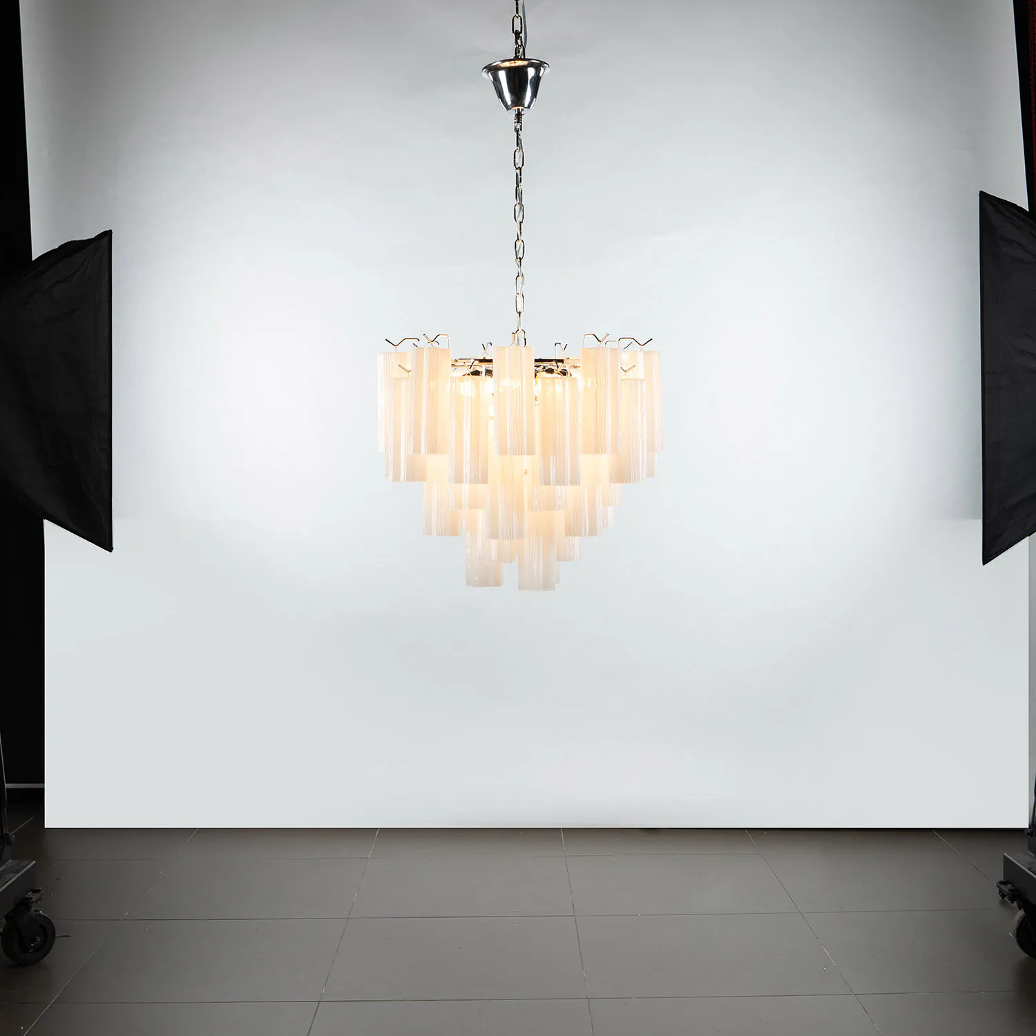 Kristallkrona Ø58xH50cm Opal/Krom - Cagliari