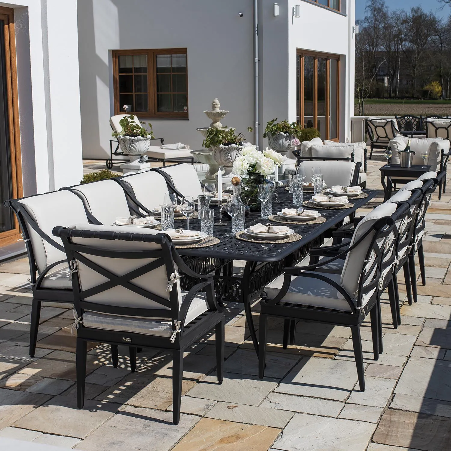 Matgrupp Utomhus 10 stolar Svart Aluminium - Amalfi 280cm
