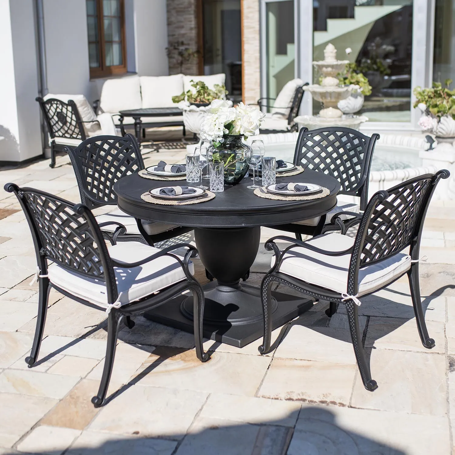 Matgrupp Utomhus Runt Bord Svart Aluminium 4 stolar - Salerno Ø122cm