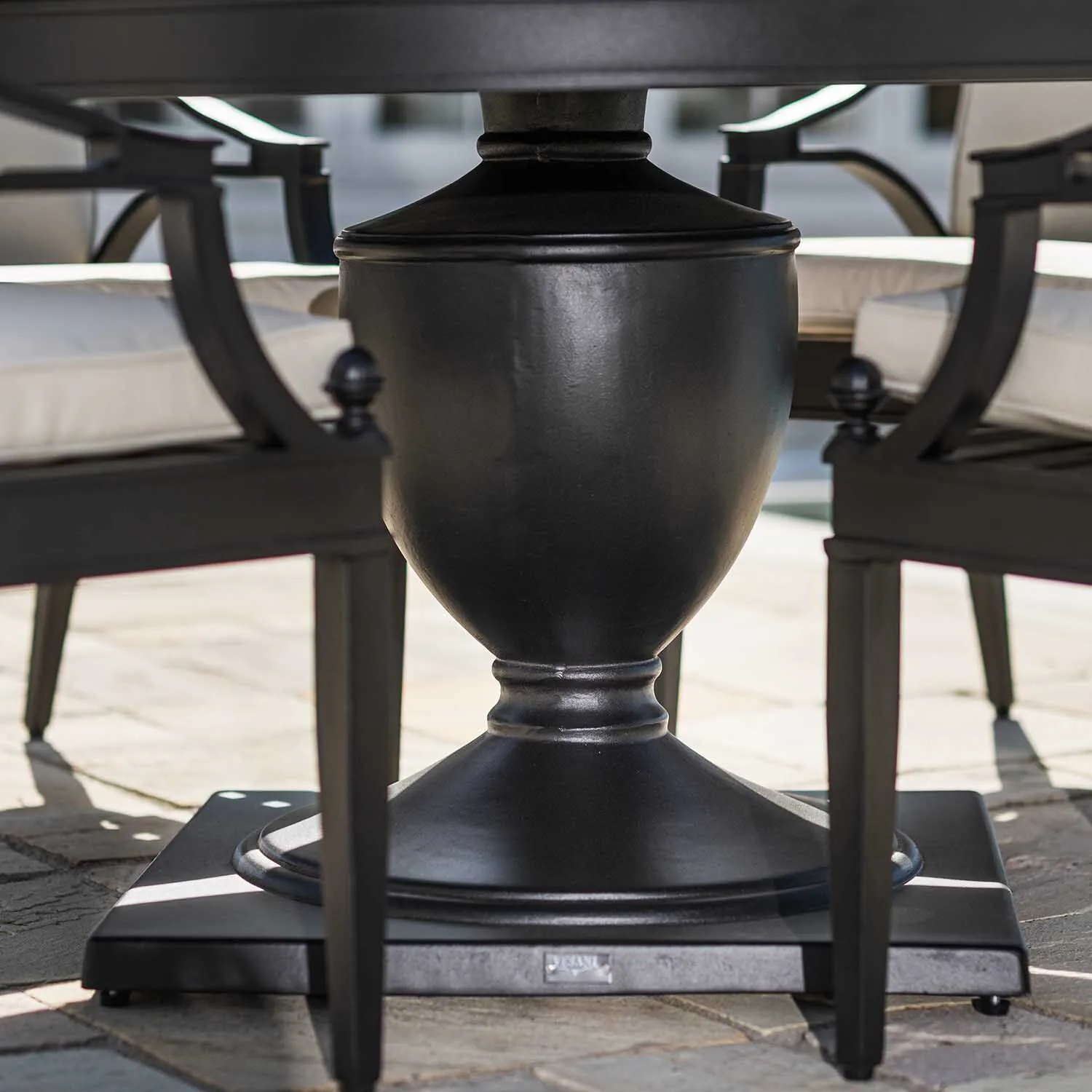 Matgrupp Utomhus Runt Bord 4 stolar Svart Aluminium - Napoli Ø122cm