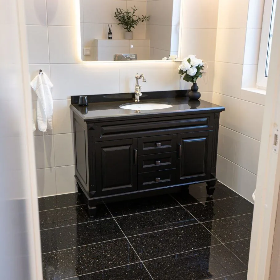 Kommod Badrum 120cm Nashville Svart - Svart Granit