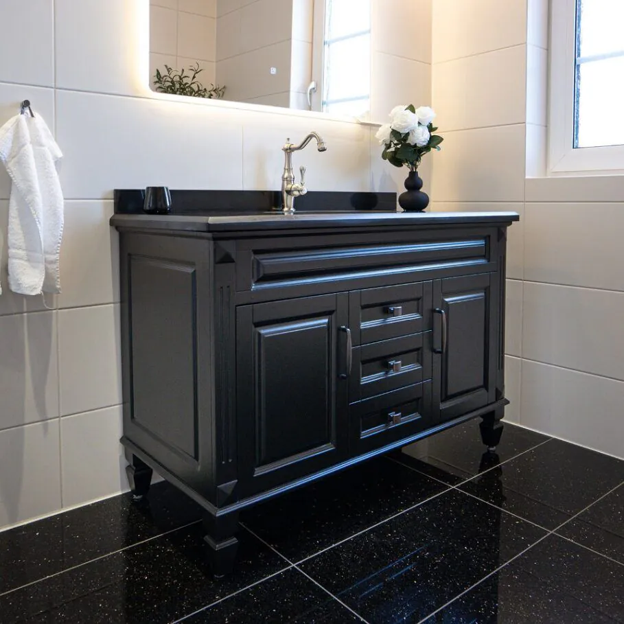 Kommod Badrum 120cm Nashville Svart - Svart Granit