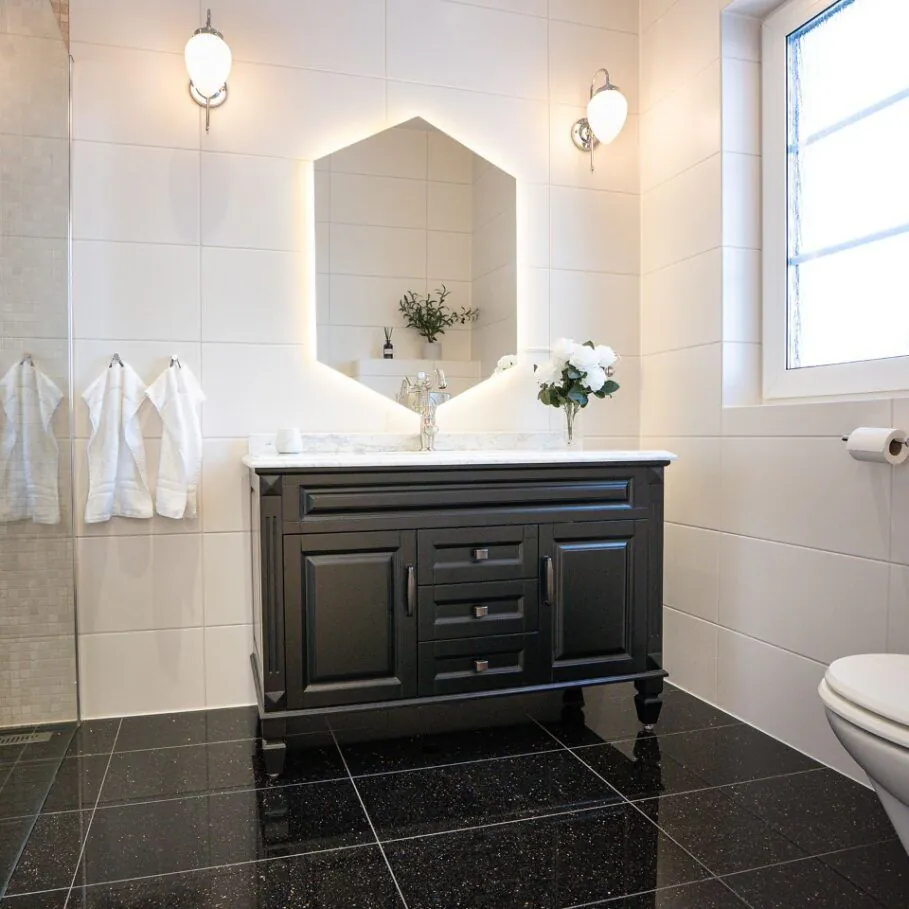 Kommod Badrum 120cm Nashville Svart - Vit Marmor