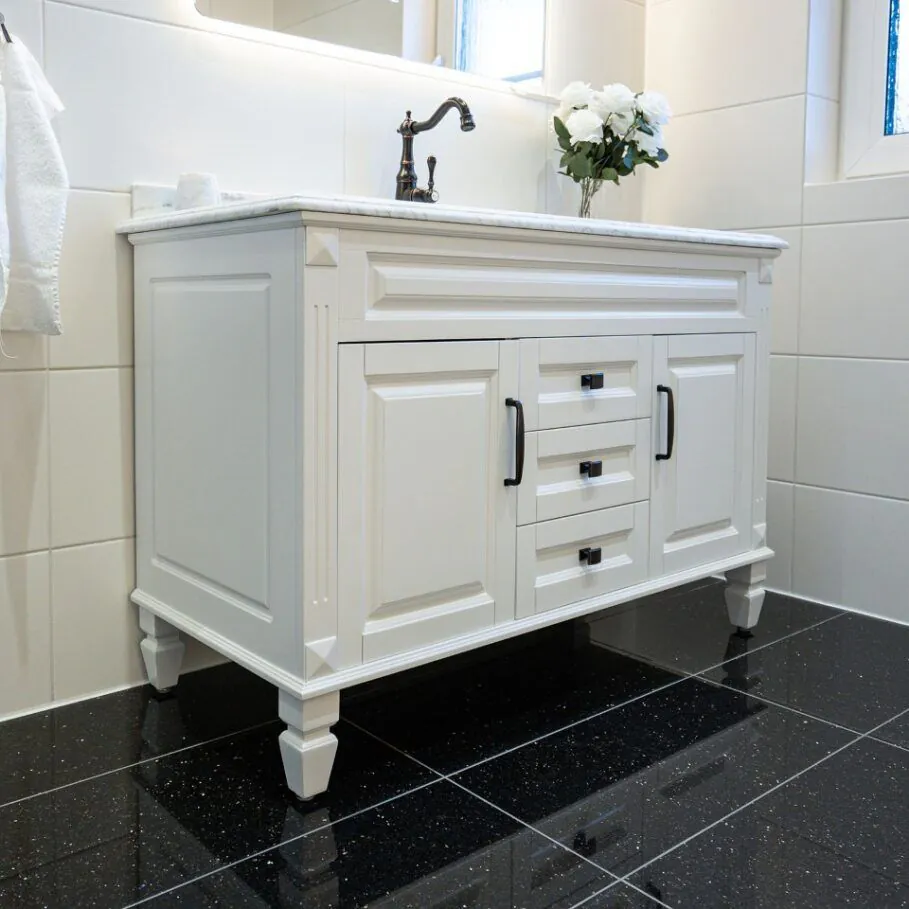 Kommod Badrum 120cm Nashville Vit - Vit Marmor
