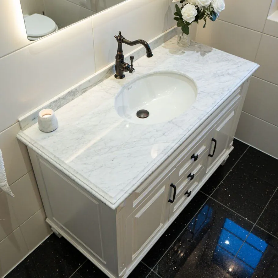 Kommod Badrum 120cm Nashville Vit - Vit Marmor