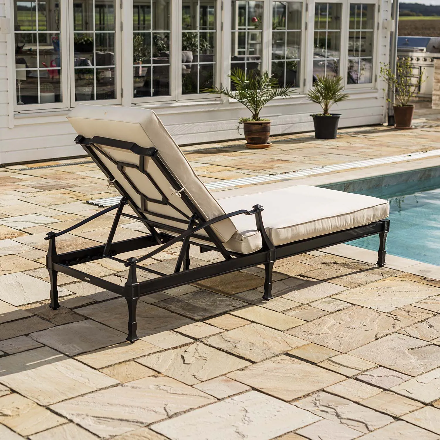 Solsäng Svart Aluminium – St Tropez