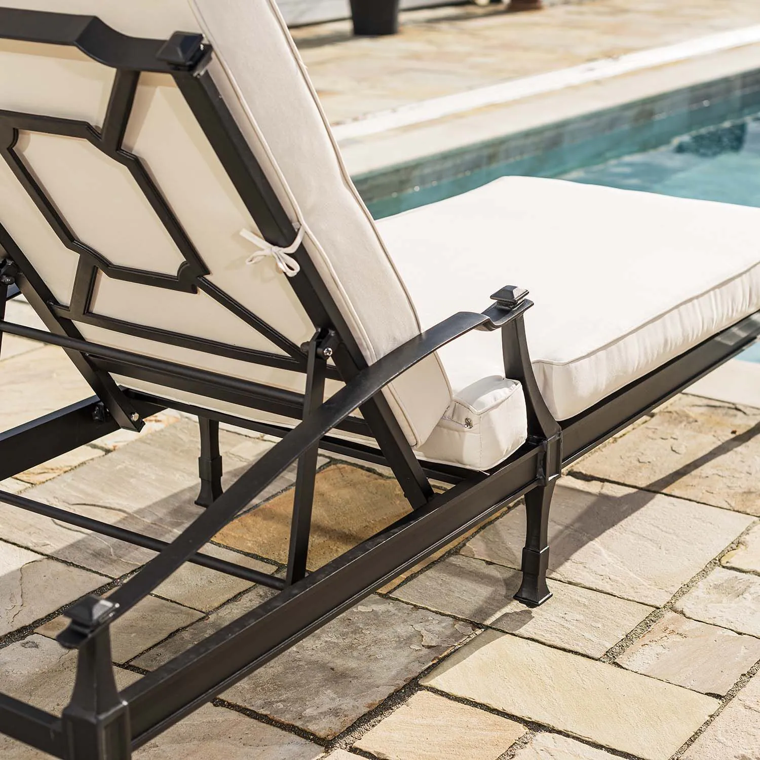 Solsäng Svart Aluminium – St Tropez