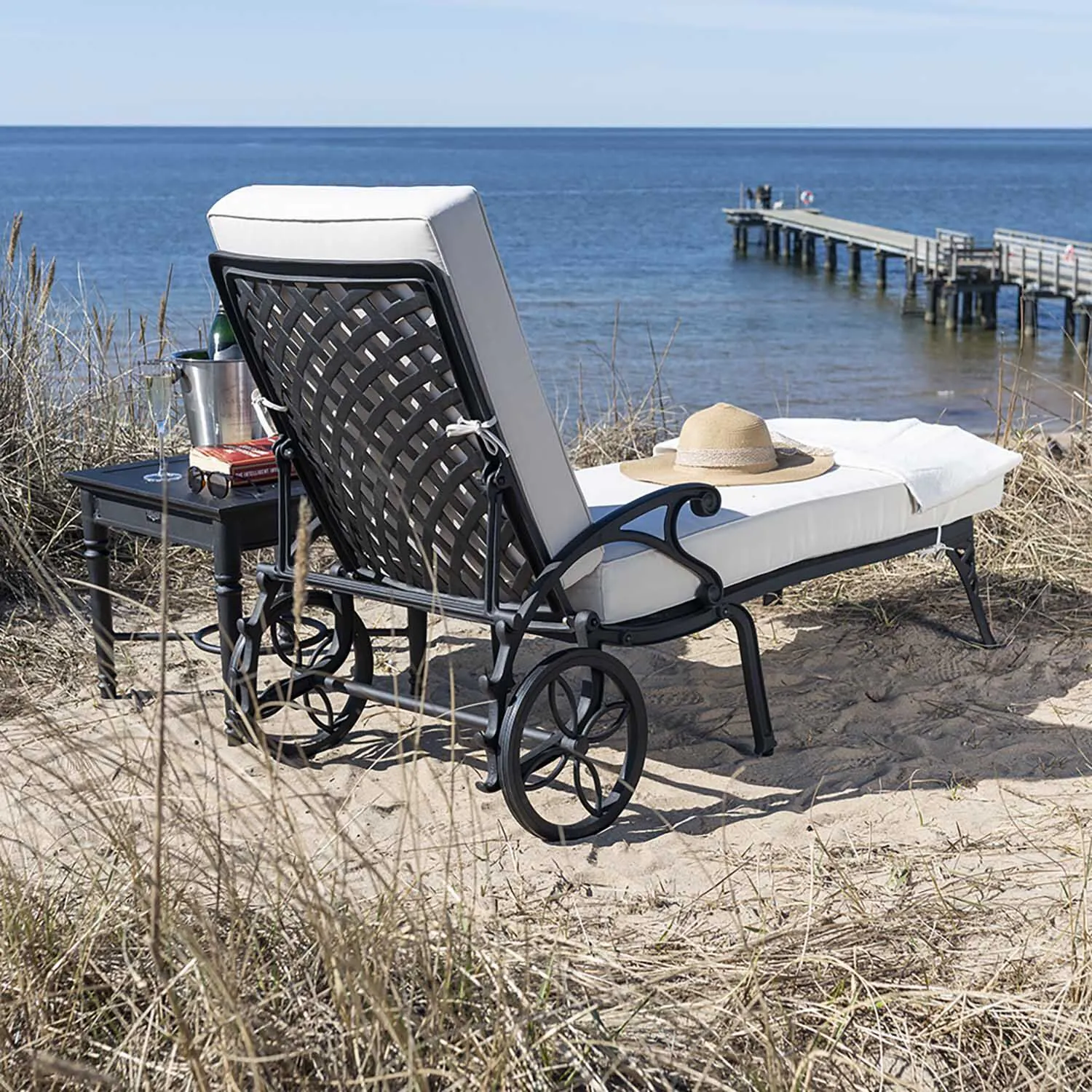 2-Pack Solsängar med Bord - Salerno