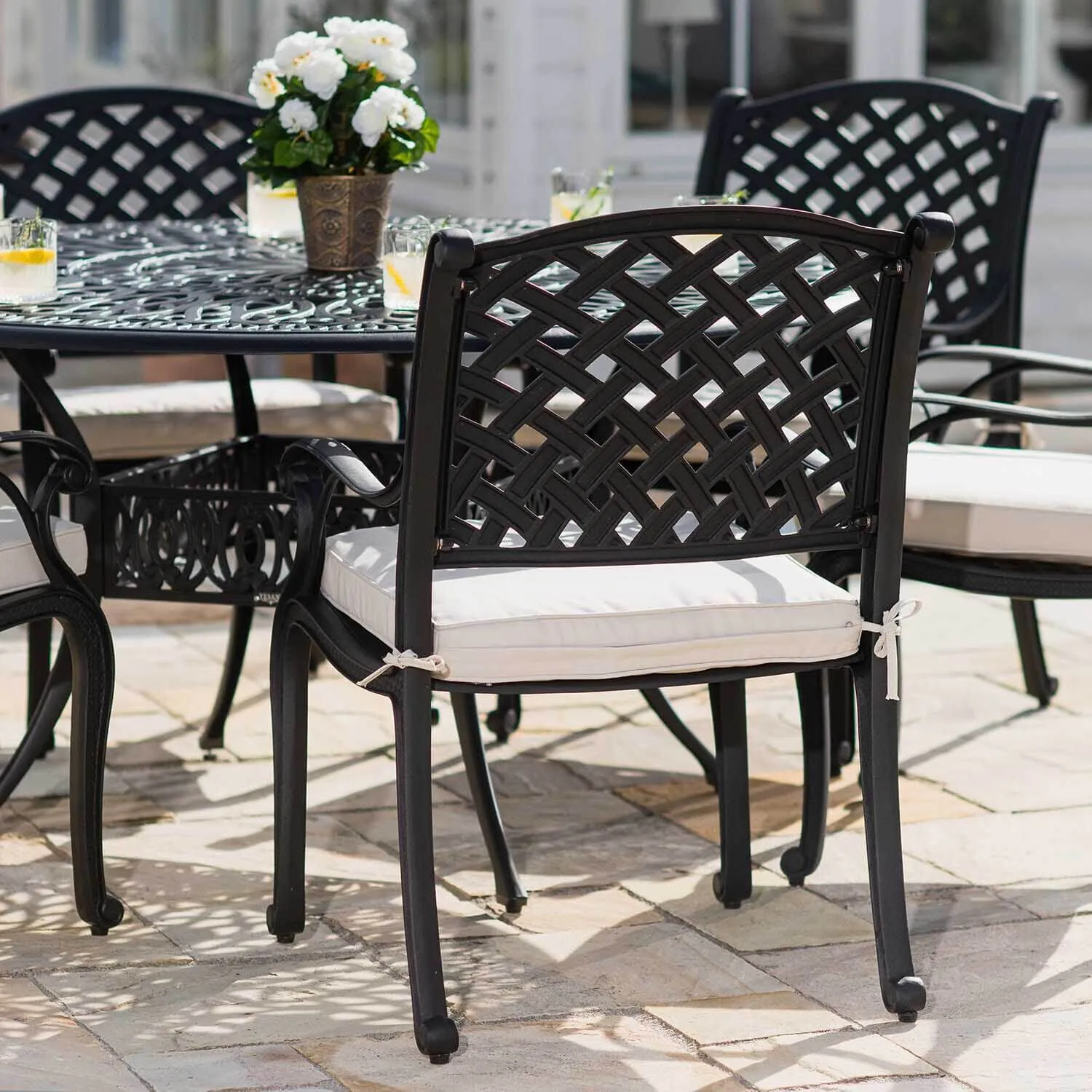Rund Matgrupp Utomhus 6 Stolar Svart Aluminium - Sorrento Ø150cm