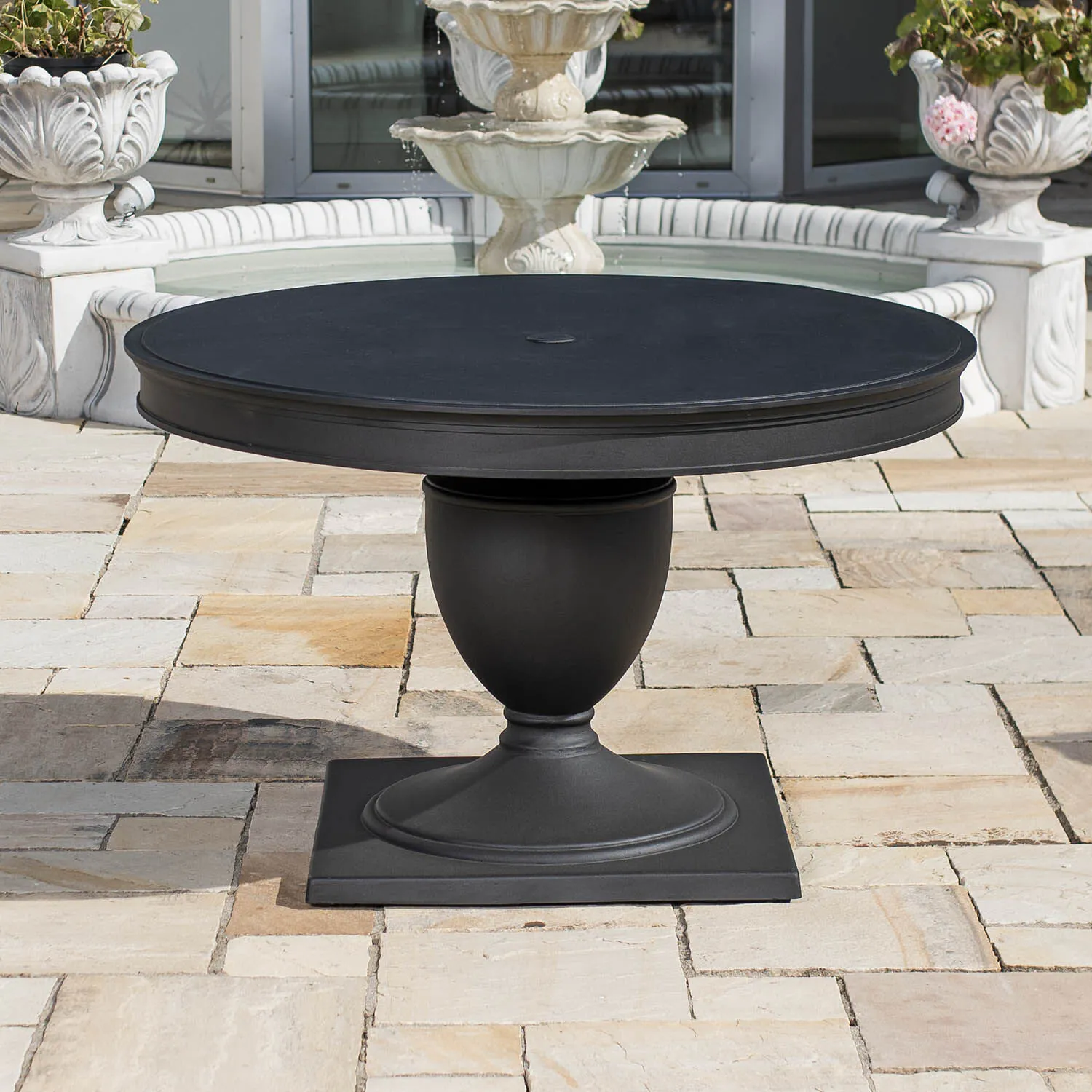 Matgrupp Utomhus Runt Bord 4 stolar Svart Aluminium - St Tropez Ø122cm