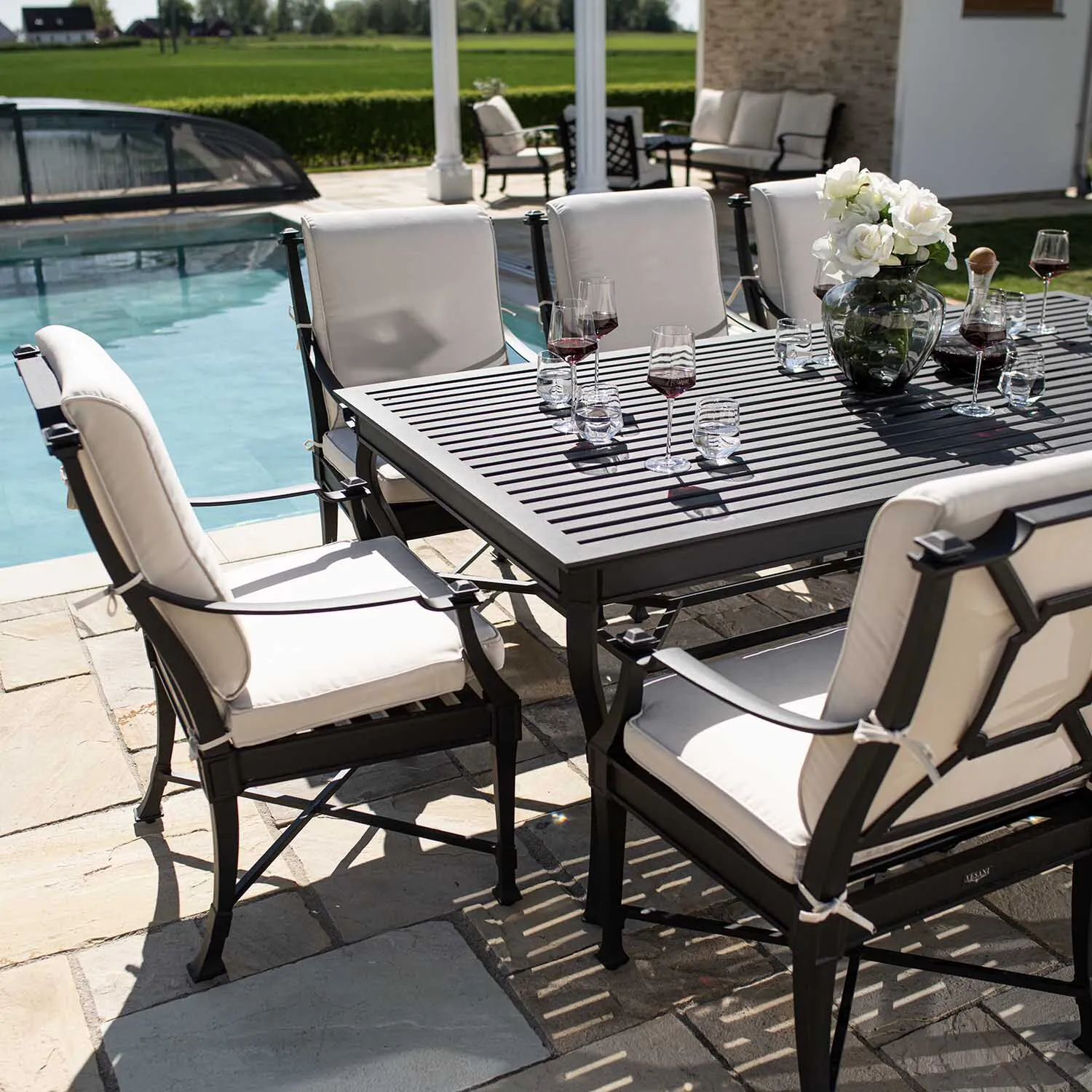 Matgrupp Utomhus 8 stolar Svart Aluminium - St Tropez 213cm
