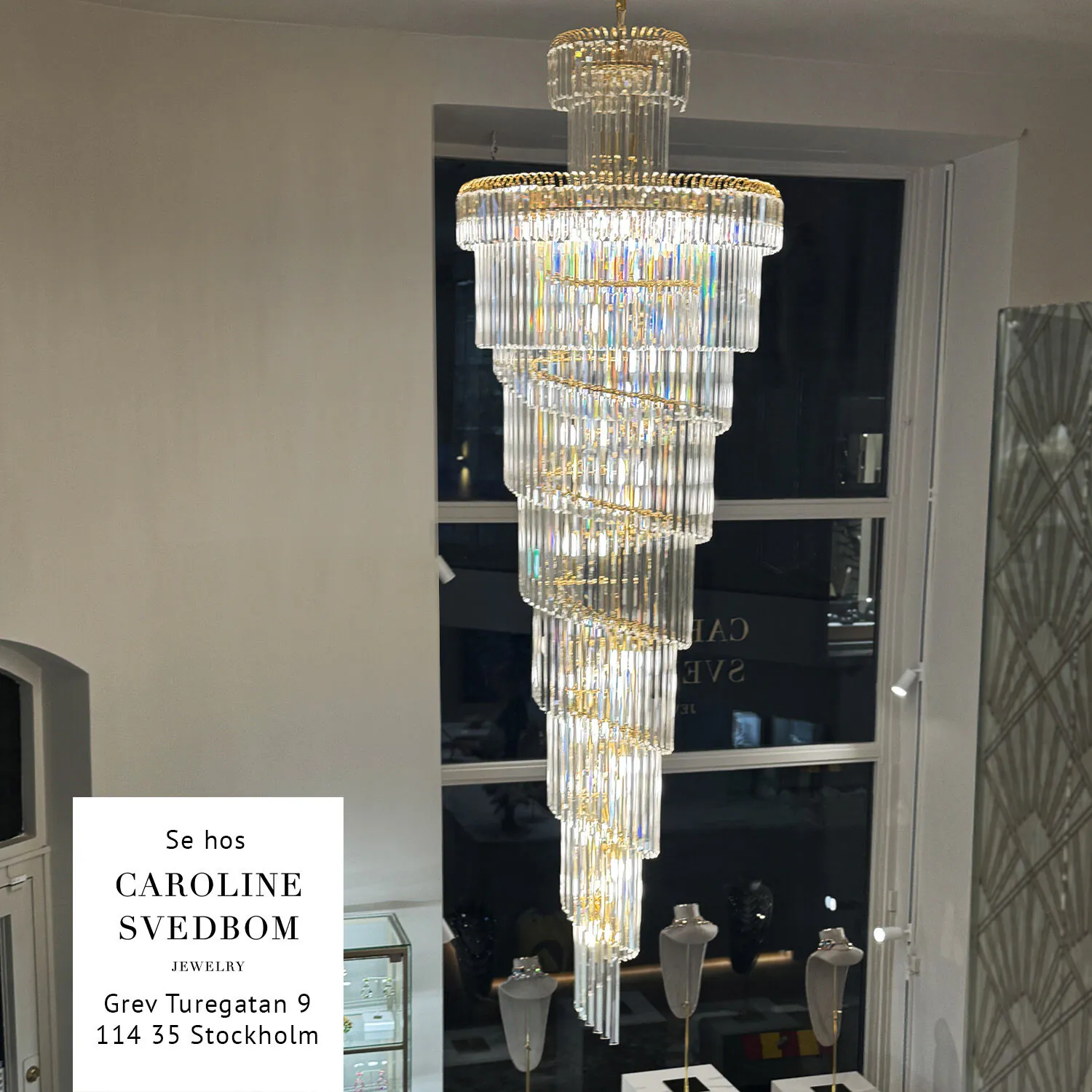 Stor Kristallkrona Ø80xH260cm Mansion Guld