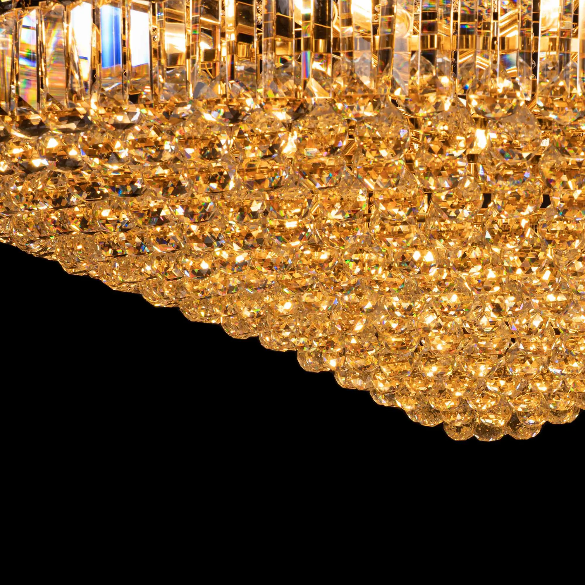 Stor Kristallkrona Ø150xH220cm Marbella Guld