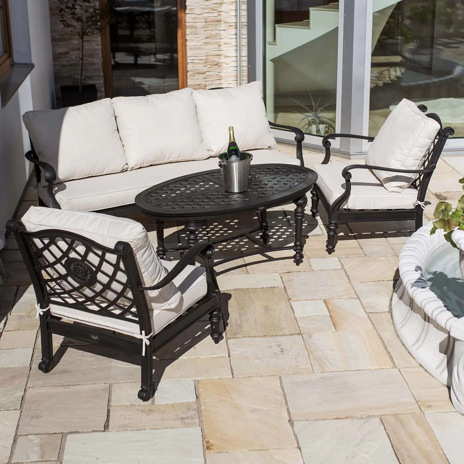 Soffbord Utomhus Svart Aluminium Ovalt Florence 125cm