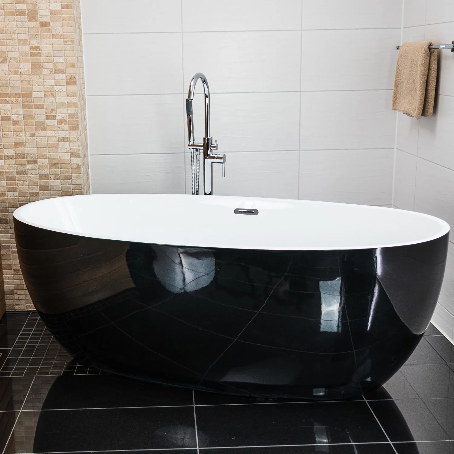 Badkar 170cm Vit/Svart- Skagen