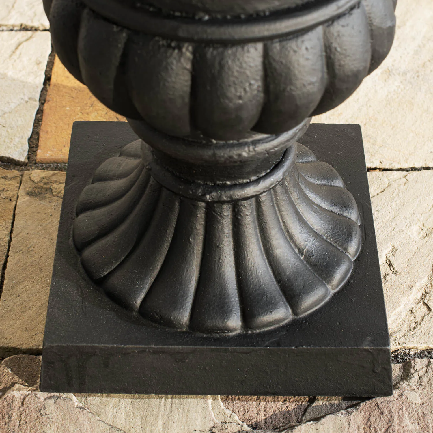 Kruka Urna Gjutjärn H57cm – Birmingham