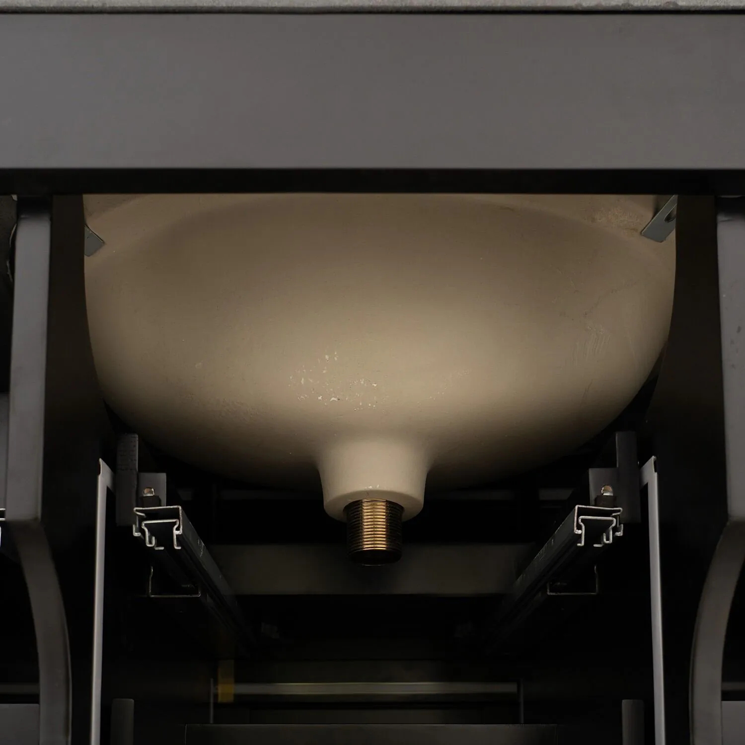 Kommod Badrum 120cm Utah Svart - Svart Granit
