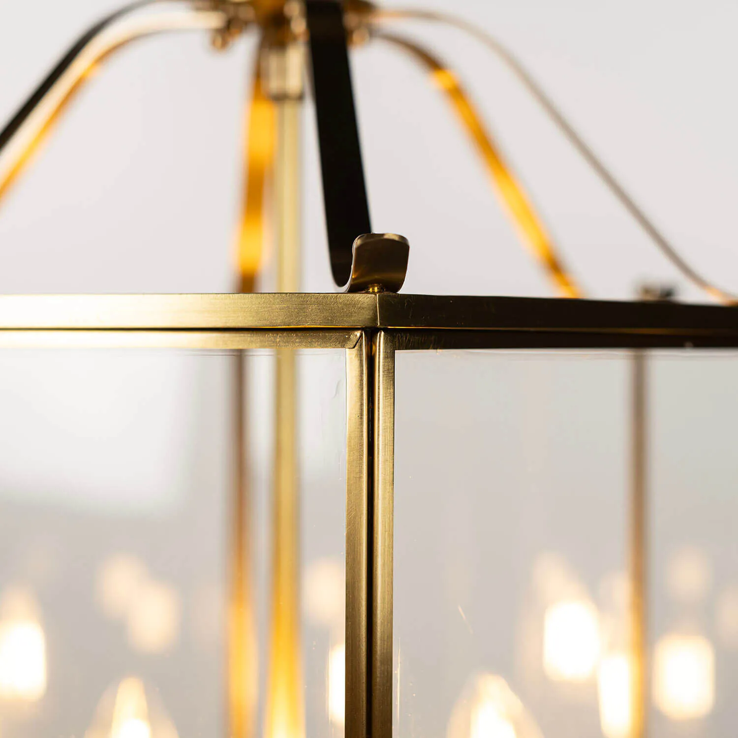 Taklampa Smide Guld - Montana
