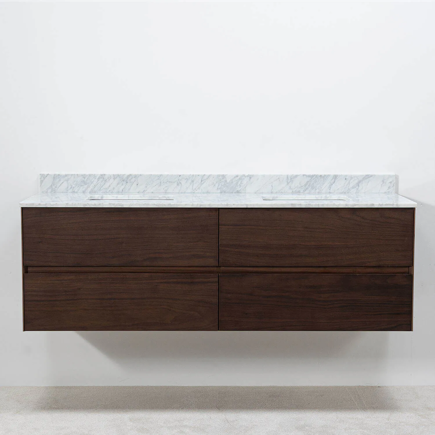 Dubbelkommod valnöt 150cm