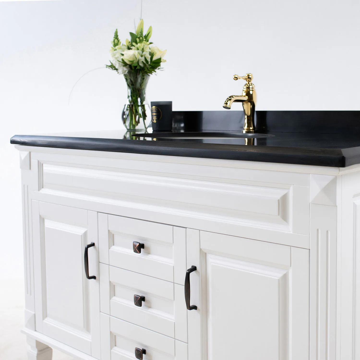 Kommod Badrum 120cm Nashville Vit - Svart Granit