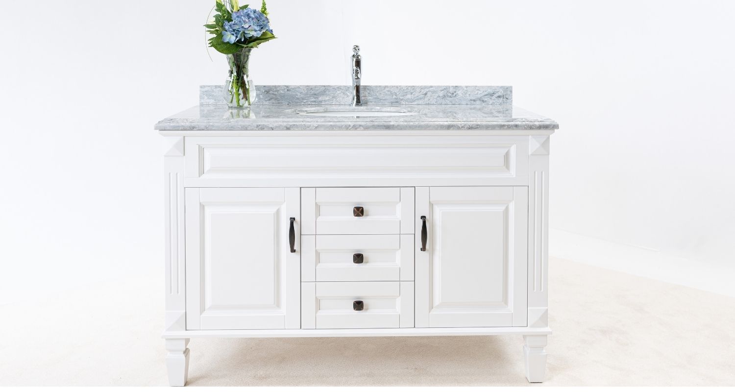 Vit badrumskommod 120cm med vit Carrara marmor - Nashville
