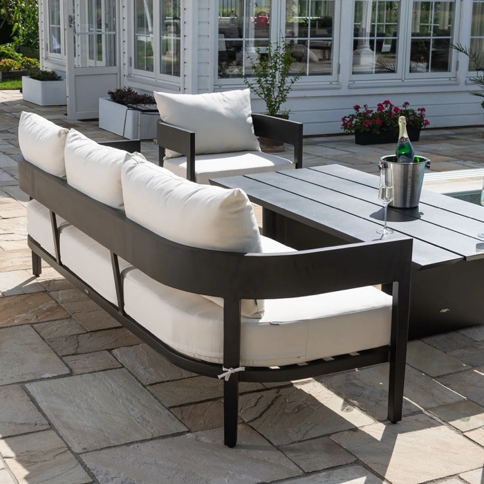 Ibiza loungegrupp i modern design f&ouml;r utemilj&ouml;