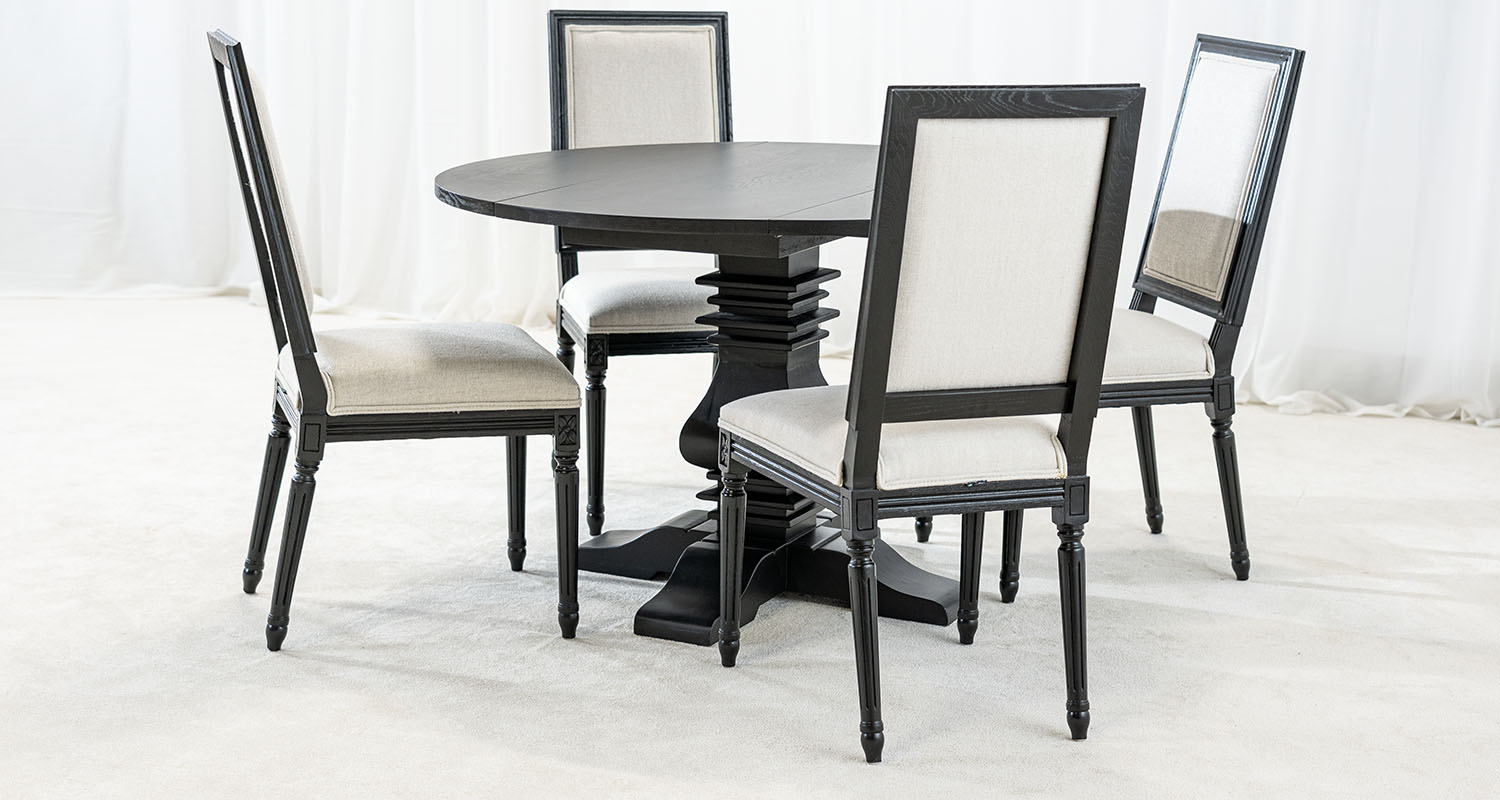 svart Rund matgrupp med 4 stolar och matbord 120cm diameter