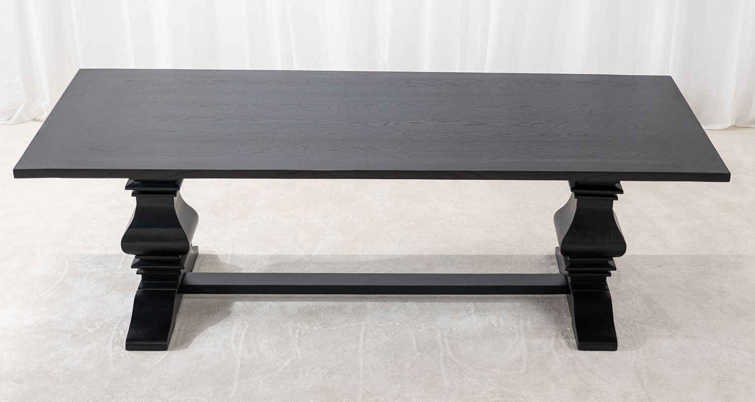 240cm långt matsalsbord i svartpigmenterad ek - Ulriksdal