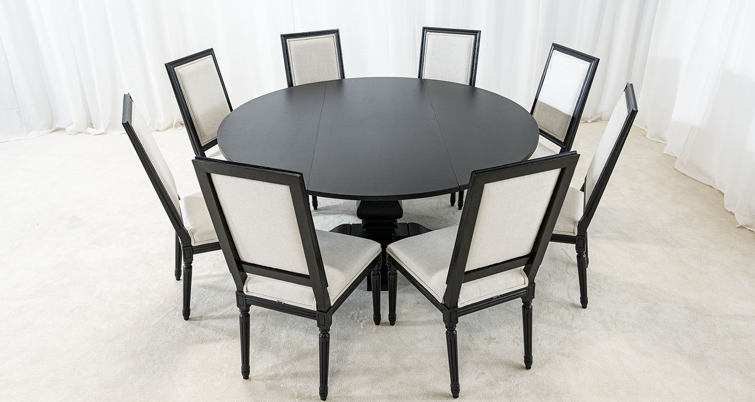Rund matgrupp med 8 stolar och matbord 160cm diameter
