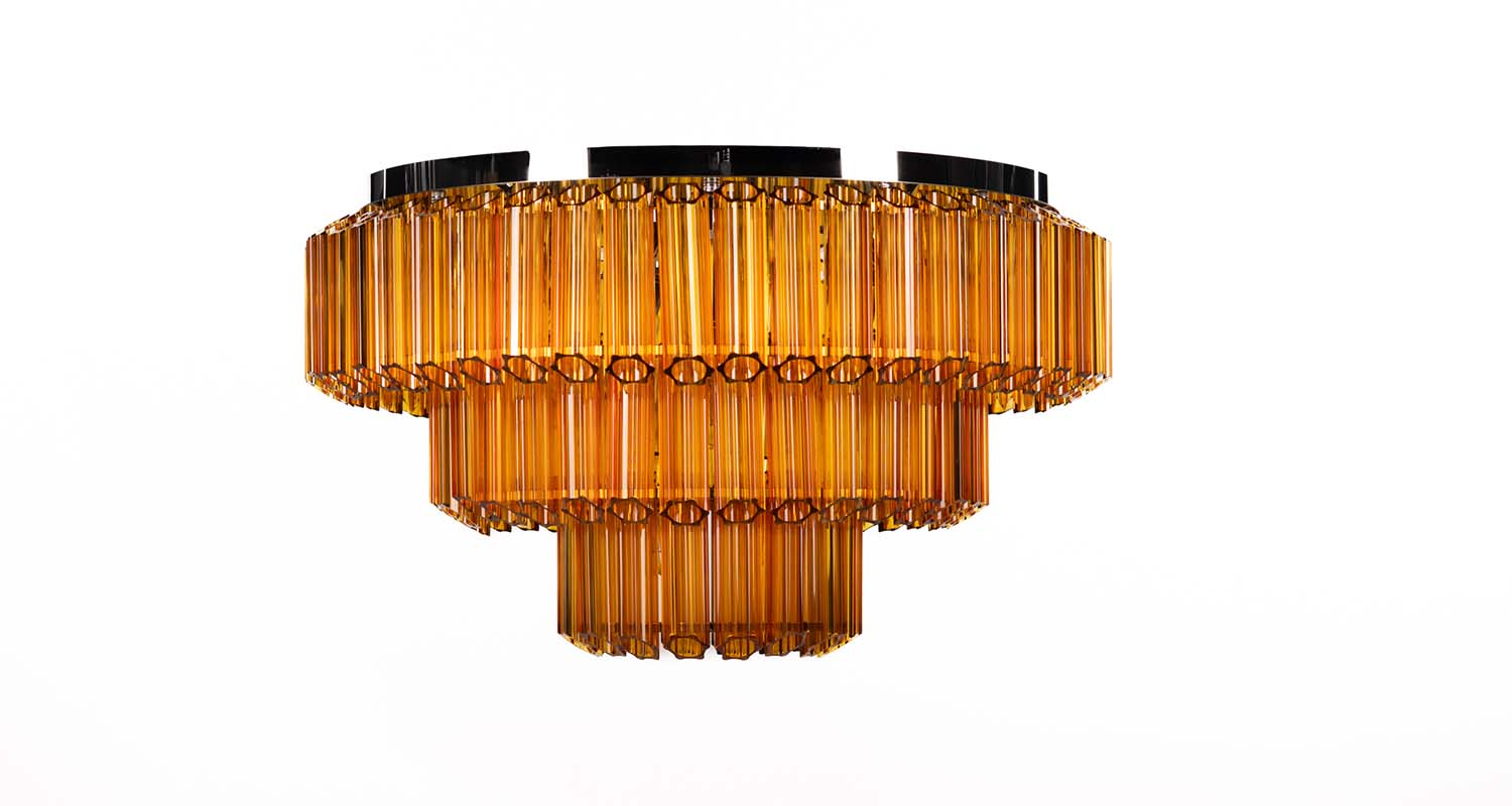 Kristallplafond med retoinspirerad design i klarglas med krom stomme